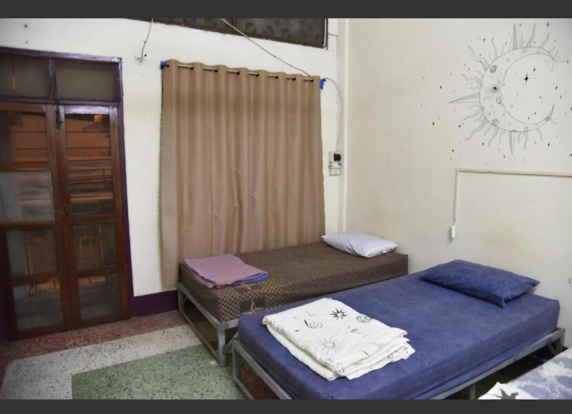 Yummy Backpacker Hostel Pakse Dış mekan fotoğraf